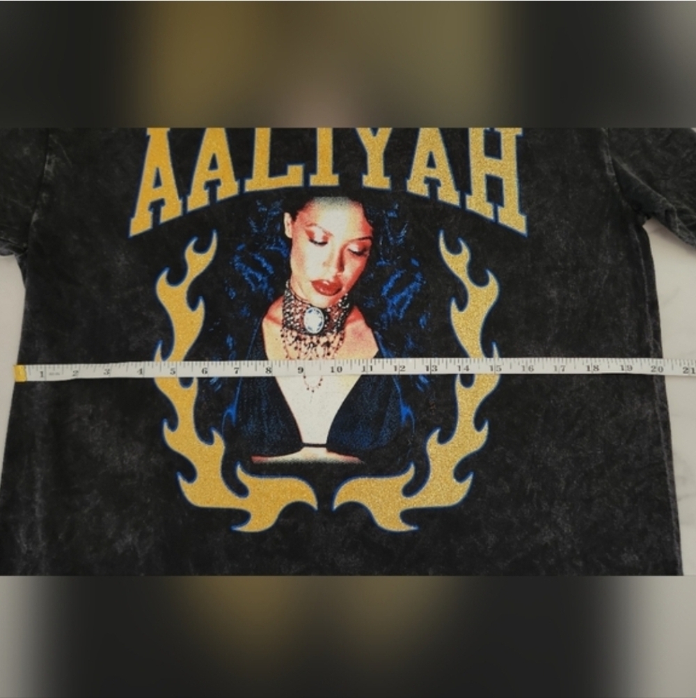 Aaliyah R&B Graphic TShirt Charcoal Grey Mineral Wash Size Medium Unisex - Picture 5 of 14